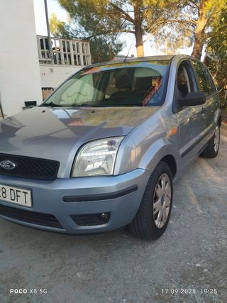 Ford Fusion 2005