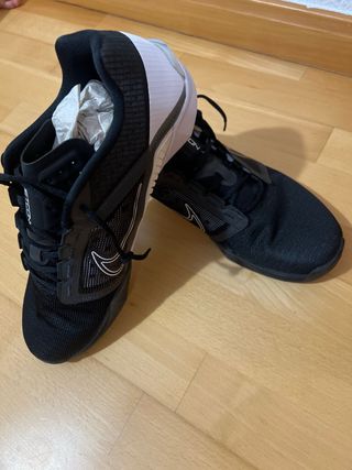 Nike Zoom Metcon Turbo Negro/Blanco y 45.5