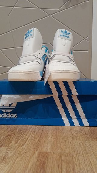 Adidas Rivalry Low J Blancas y Azules