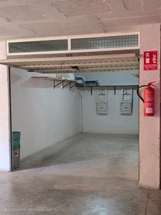 Garaje cerrado para coche grande