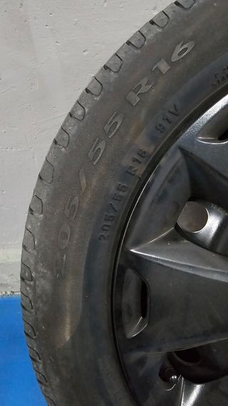 4 Llantas de Chapa 16 pulgadas Ford 