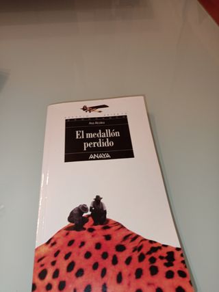El medallón perdido (Espacio Abierto / Open Spa...