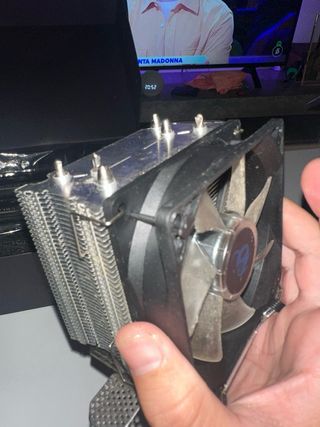 Disipador CPU, Memorias RAM 16GB, Ventilador NZXT