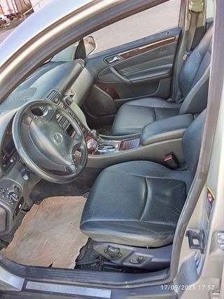 Mercedes-Benz Clase C 2004