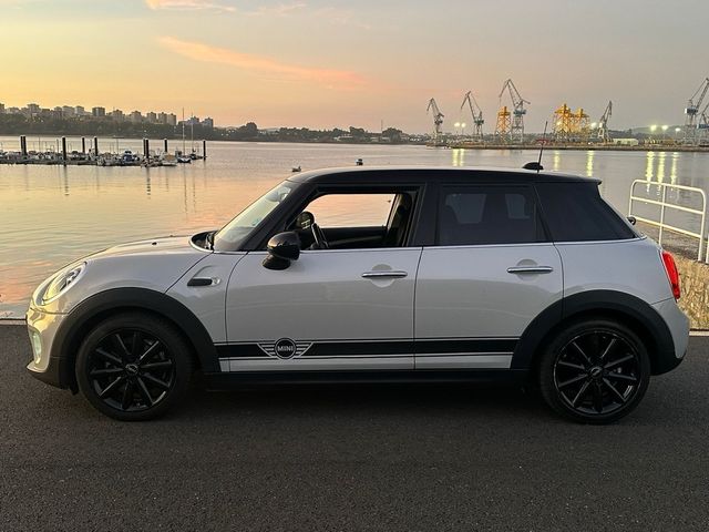 MINI Cooper D Sport 