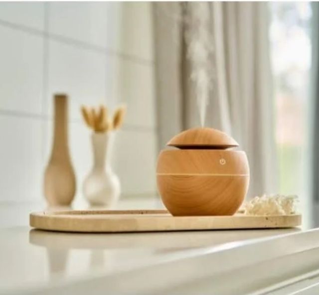 Umidificatore per aromaterapia con design in legno da 130 ml