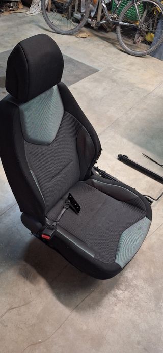 Asiento conductor Peugeot 308