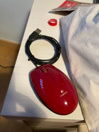 Ratón Logitech Rojo USB