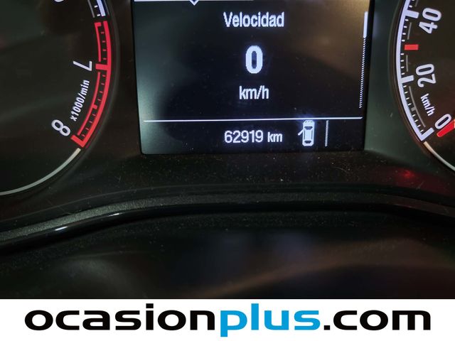 Opel Corsa 1.4 Selective 66 kW (90 CV)