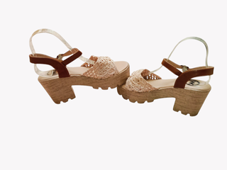 SANDALIA TACON MADERA CON ENCAJE