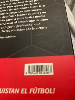 León, el superdriblador: Las Fieras del Fútbol ...