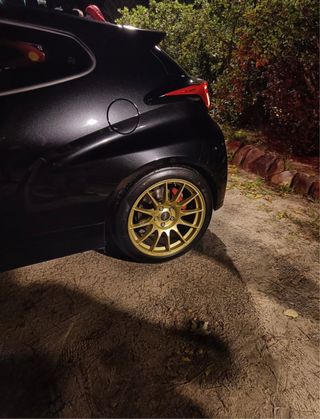 Llantas Protrack Doradas 18x9.5 ET45 5x114.3