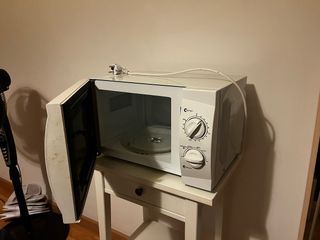 Microondas blanco