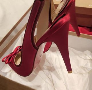 Christian Louboutin Talla 37 Rojo