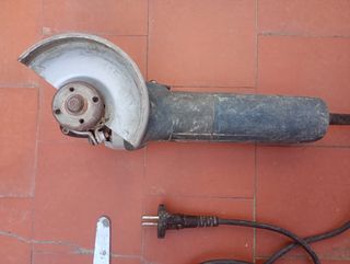 Radial Bosch GWS 750