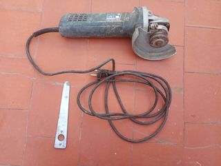 Radial Bosch GWS 750