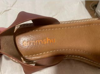 Sandalias camel con cuña