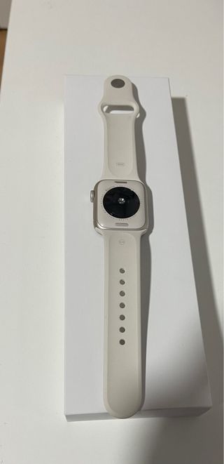 Apple Watch SE Beige + Protector Pantalla 
