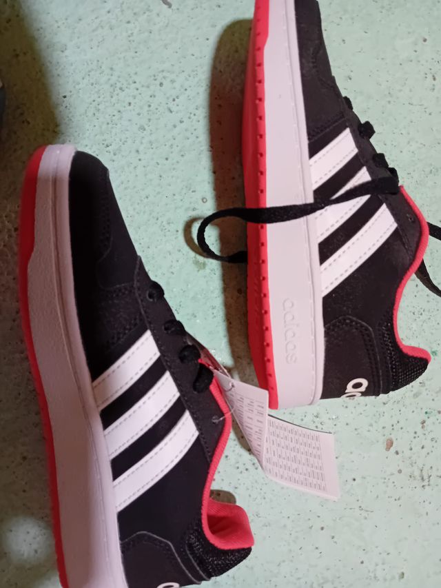 Zapatillas Adidas Hoops 2.0 Talla 33