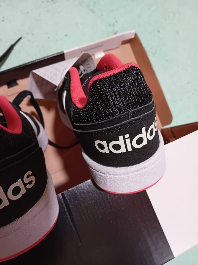 Zapatillas Adidas Hoops 2.0 Talla 33