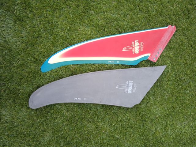 Aleta Windsurf 33 Lipsticks team rider