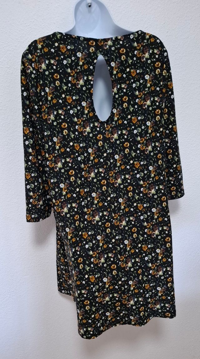 Vestido Mango floral negro