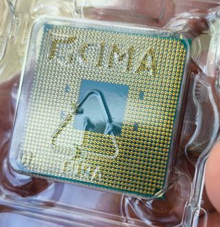 AMD Ryzen 5 1400 + disipador y caja oficial