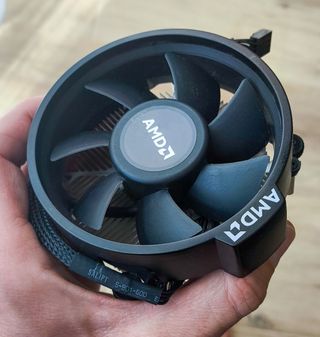 AMD Ryzen 5 1400 + disipador y caja oficial