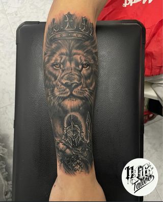 Tatuador