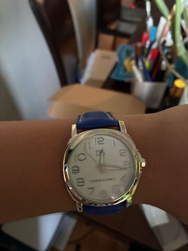 Reloj DJS Azul Elegante con Caja