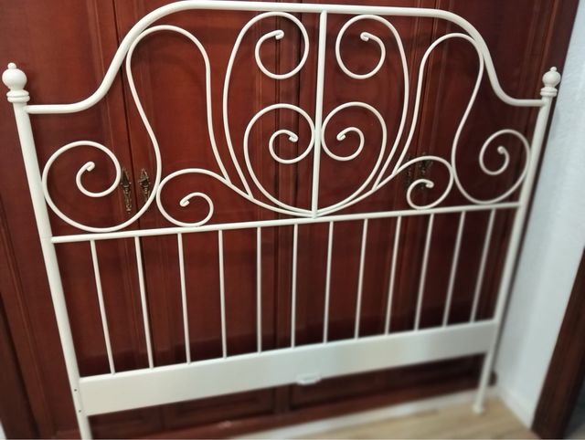 Cabecero de forja blanco