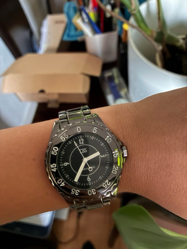 Reloj DBS Negro Elegante