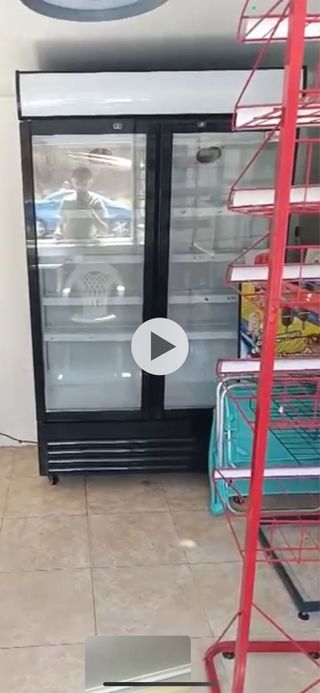 Nevera de kiosko doble puerta nueva