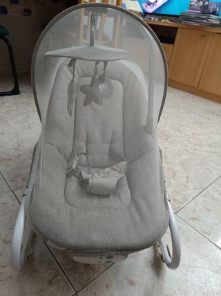 Mecedora Kinderkraft  para bebé gris