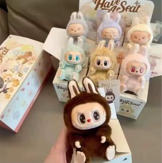 Muñeco Labubu
15cm
tiene para colgar