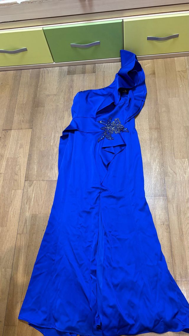 Vestido de fiesta azul