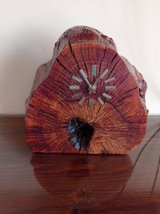 Reloj de Madera Rústico