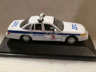 Modellino Auto Ford Crown Victoria