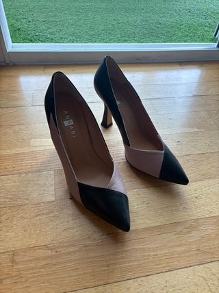 Zapatos de piel y tacón ANGARI T.38