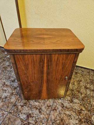 Máquina de coser Alfa Automática antigua