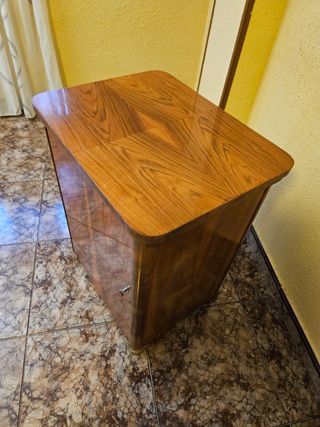 Máquina de coser Alfa Automática antigua