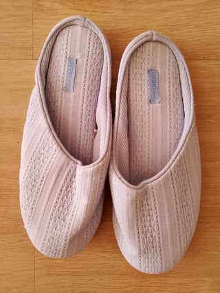 Zapatillas Oysho rosas talla 38.5
