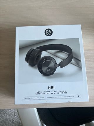 Bang & Olufsen H8i Negros