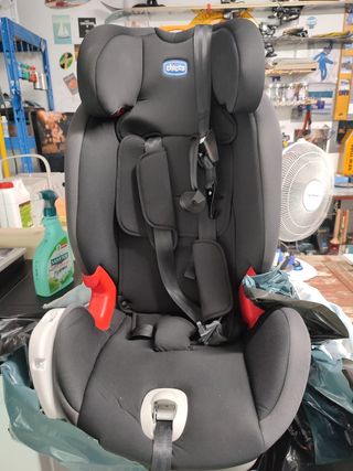 Silla de coche Chicco casi nueva