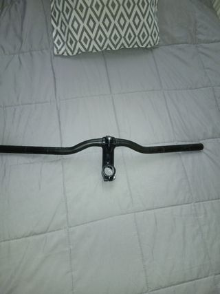 Manillar negro + Potencia