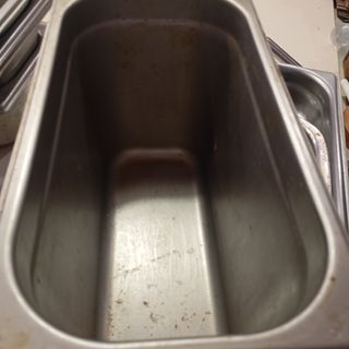 Todo tipo de material en un garaje, venir a ver