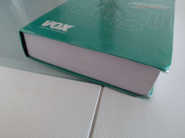 Diccionario Pocket English-Spanish / Español-In...