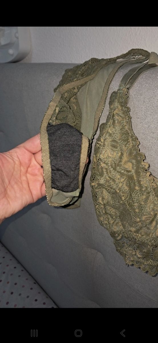 Conjunto de lencería verde