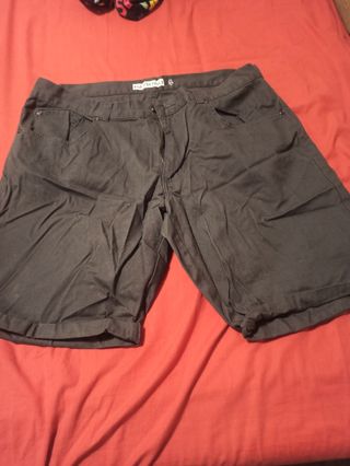 Pantalón corto INTENSO negro talla M