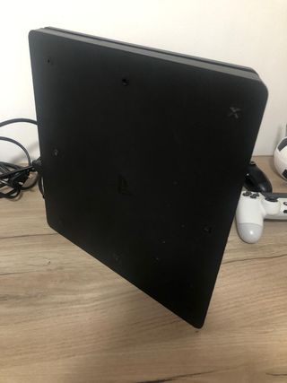 Consola Playstation 4 PS4 slim 1 TB